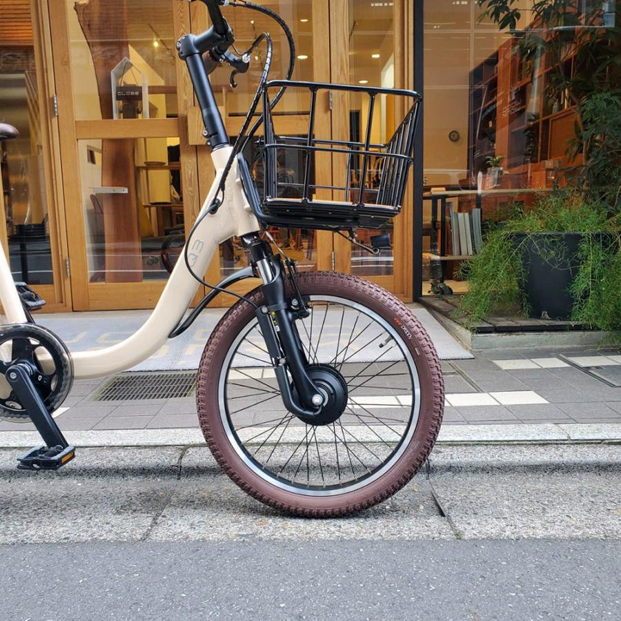 BESV（ベスビー） 底板ビッグウッドバスケットと厳選パーツでカスタム