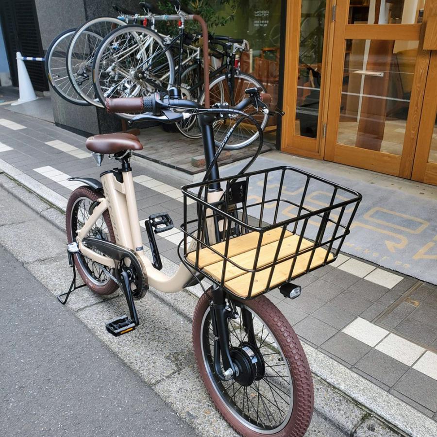 BESV（ベスビー） 底板ビッグウッドバスケットと厳選パーツでカスタム