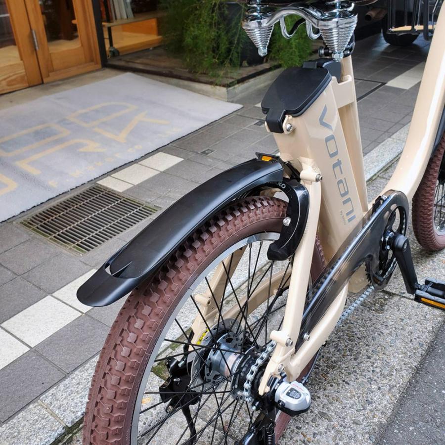 BESV（ベスビー） 底板ビッグウッドバスケットと厳選パーツでカスタム