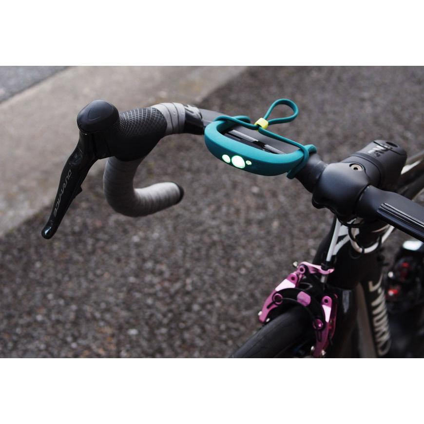 knog.（ノグ） 数量限定特価 ランやアウトドアで活躍するライト KNOG