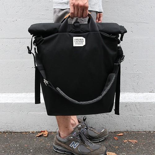 500D ROLL TOP TOTE (500D ロールトップトート) カラー：ネイビー