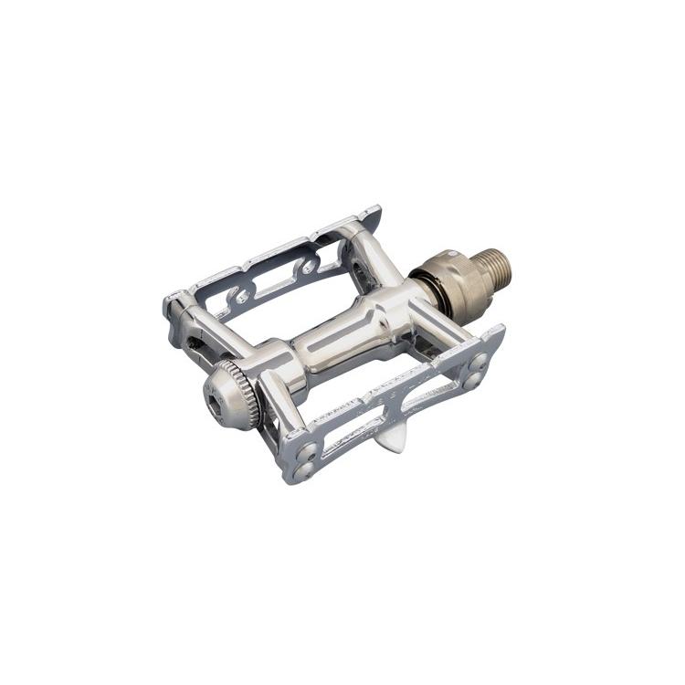 ワンタッチで取り外しが可能 SYLVAN TRACK NEXT Ezy Superior 三ヶ島