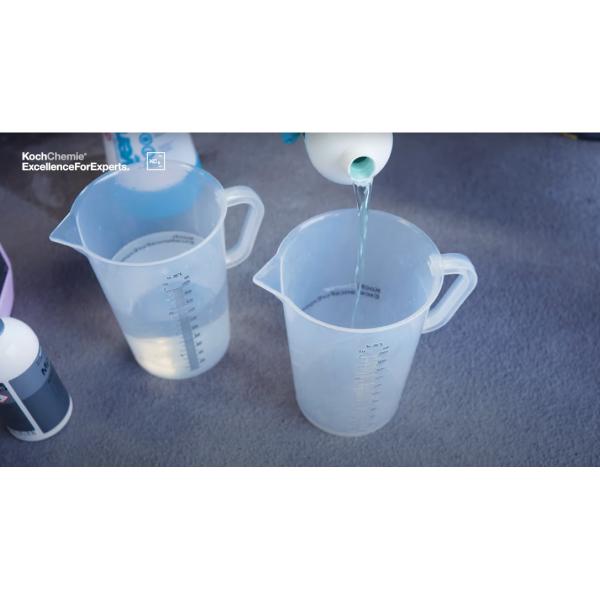 日本正規品 コッホケミー メジャーリングカップ 2L 20ml目盛り 希釈