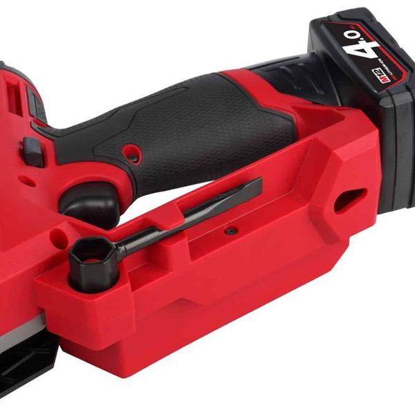 Milwaukee ミルウォーキー コードレス電動チェーンソー 小型 M12 Milwaukee ミルウォーキー コードレス電動チェーンソー 小型 M12