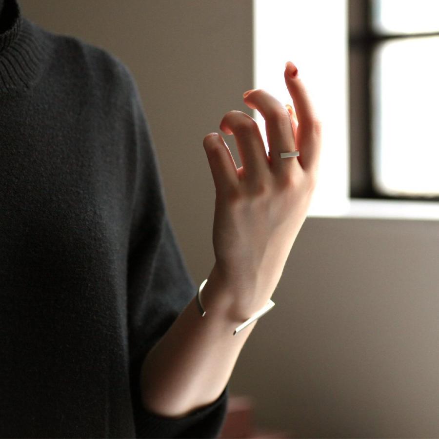 su（スウ） / hwbgfbsv-mt HARDWEAR バングル - シルバー レディース ギフト プレゼント アクセサリー ジュエリー 20代 30代 40代 50代 60代 |  | 01