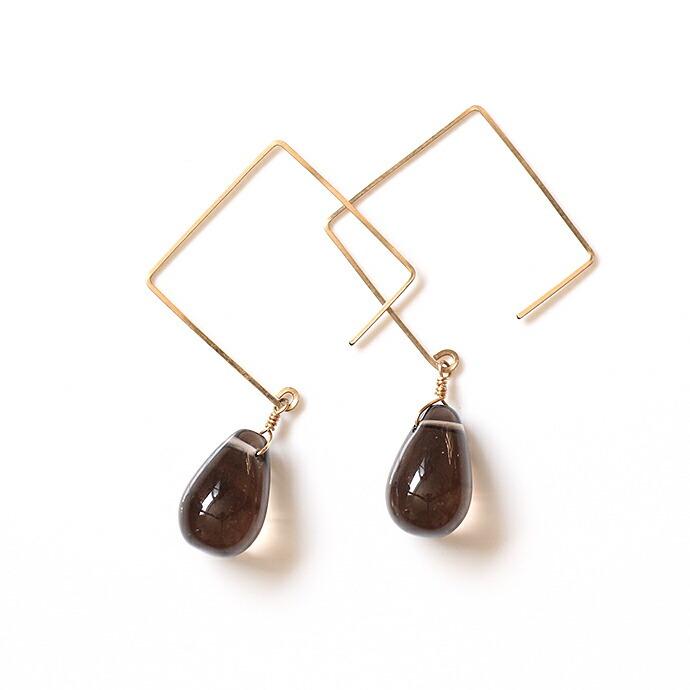 su（スウ） / ceasqon02 スクエアフック ヒトツブピアス - スモーキークォーツ レディース ギフト プレゼント アクセサリー ジュエリー 20代 30… |  | 01