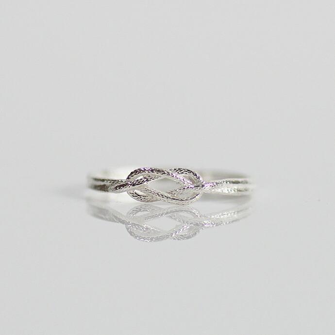 moca.arpeggio（モカ アルペジオ） / silver CR-7 Knot 飾り結びリング - シルバー レディース 指輪 ギフト プレゼント 贈り物 アクセサリー ジ…