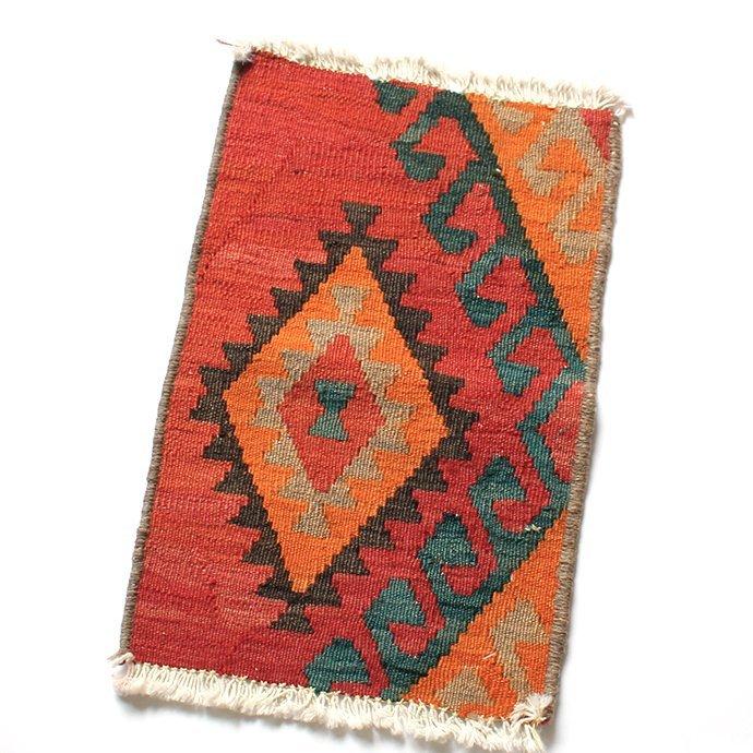 オールドカットキリム 13101 |  | 02