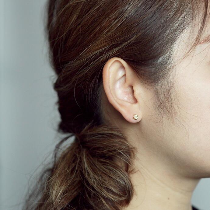 【廃番商品】hirondelle et pepin（イロンデールエペパン） / k18 hp-19ss-612 彫り留め ローズカットダイヤ ピアス 六角形 (片耳タイプ) | hirondelle | 05