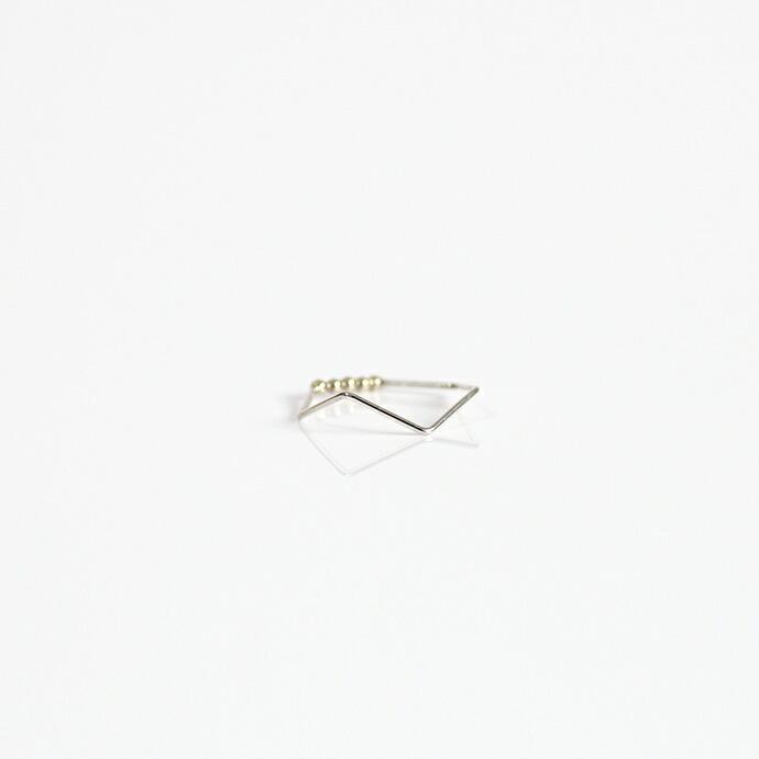 siki (シキ) / SK-R41-K10YG-SV / silver 七角形とドットのコンビネーションリング |  | 09
