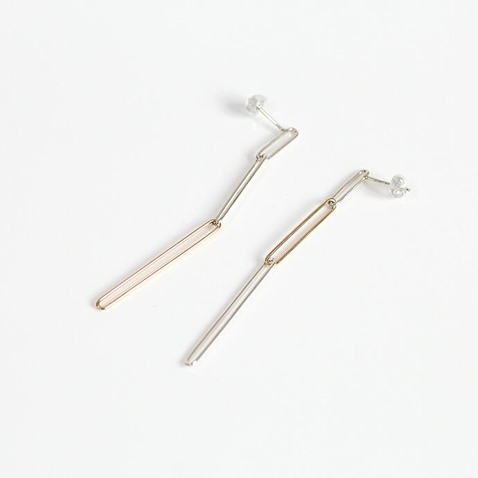 siki (シキ) / SK-PP20-K10YG-SV / シルバー×ゴールド ランダムチェーンピアス | 