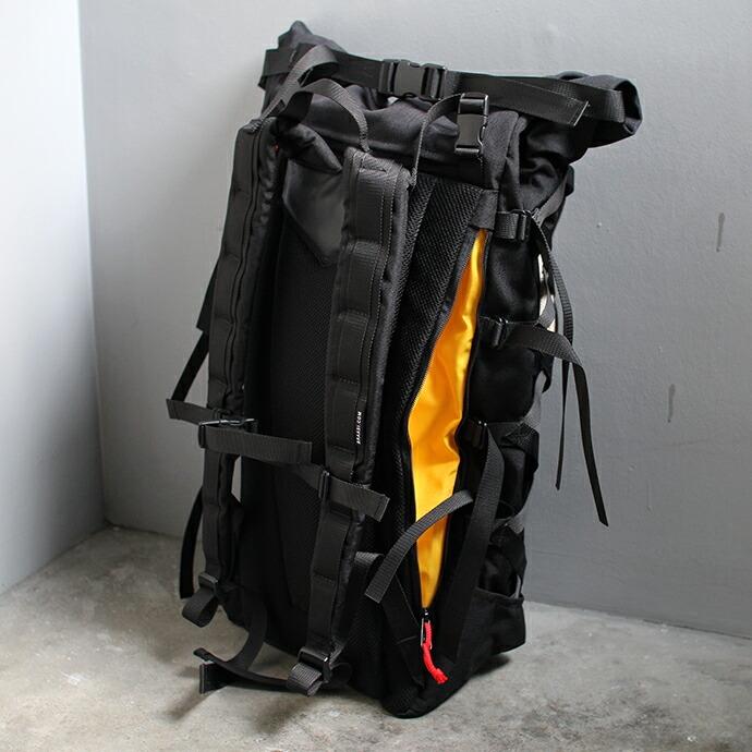 BRAASI INDUSTRY（ブラアシィインダストリー） / EVO II - 35L Black 耐水ロールトップバックパック ブラック 送料無料 |  | 08
