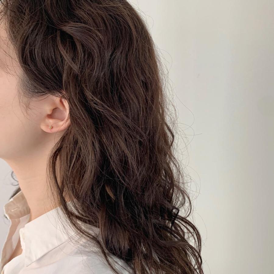 イロンデール エペパン hirondelle et pepin / k18 hp-19fw-628 ミニ立て爪 ピアス / エメラルド (片方タイプ) レディース ギフト プレゼント … | hirondelle | 07