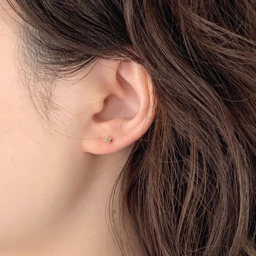 イロンデール エペパン hirondelle et pepin / k18 hp-19fw-628 ミニ立て爪 ピアス / エメラルド (片方タイプ) レディース ギフト プレゼント … | hirondelle | 08