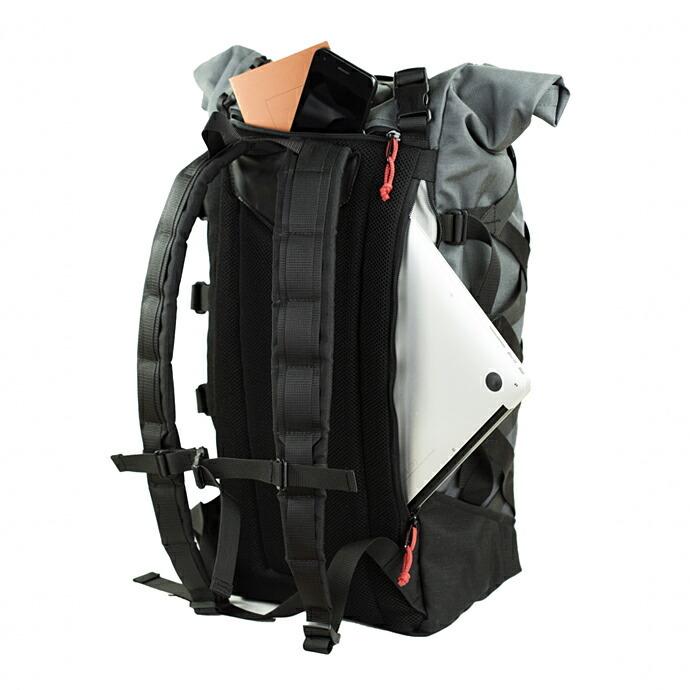 BRAASI INDUSTRY（ブラアシィインダストリー） / リュック メンズ ビジネス おしゃれ 大容量 防水 通学 WICKER - 28L Grey 耐水ロールトップバ… |  | 02