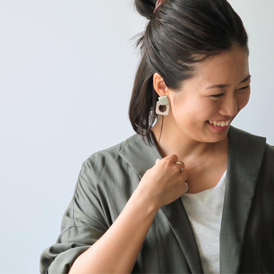 sinc シンク 2way スクエアピアス スモーキーグリーン × ベージュ (片耳タイプ)  sinc_pc_001 レディース シンプル 大人 上品 綺麗 ギフト アクセサリー お祝… |  | 08