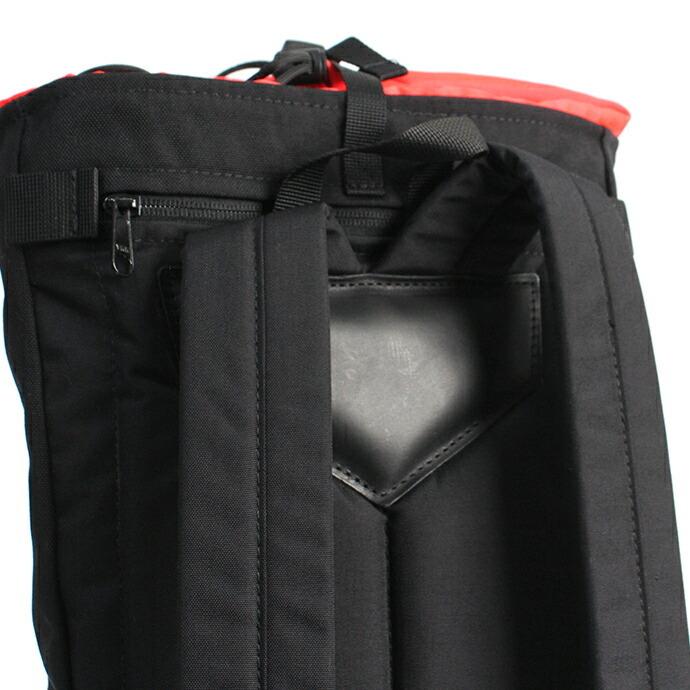 BRAASI INDUSTRY（ブラアシィインダストリー） /メンズ リュック 人気 黒 大容量 防水 通勤 通学 TEKLA ALPINIST - 20L Black 耐水バックパック… |  | 05