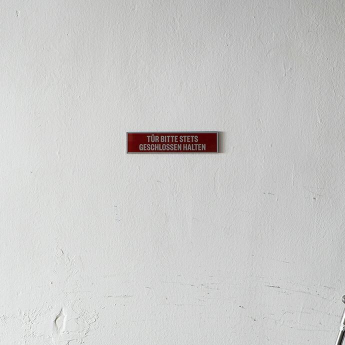 CANDY DESIGN & WORKS (キャンディーデザインワークス) / Aketarashimeru CS-01  マグネット付きサインプレート /バーガンディ インテリア … |  | 03