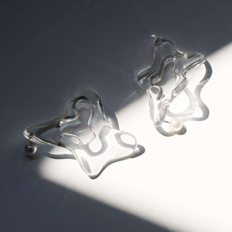 Iria Ashimine（イリア アシミネ） / Twist ピアス - CLEAR レディース ギフト プレゼント 記念日 アクセサリー ジュエリー 透明 クリア 素材 … | clear | 02