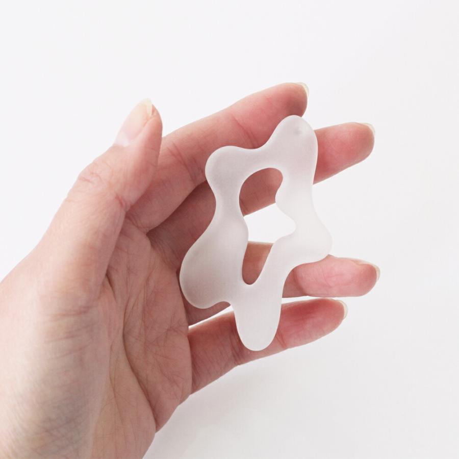 Iria Ashimine（イリア アシミネ） / Twist ピアス - MATTE レディース ギフト プレゼント 記念日 アクセサリー ジュエリー 透明 クリア 素材 樹脂 大ぶり あ… |  | 02