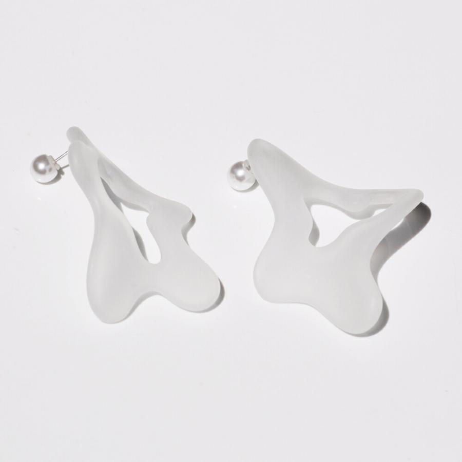 Iria Ashimine（イリア アシミネ） / Twist ピアス - MATTE レディース ギフト プレゼント 記念日 アクセサリー ジュエリー 透明 クリア 素材 樹脂 大ぶり あ… |  | 05