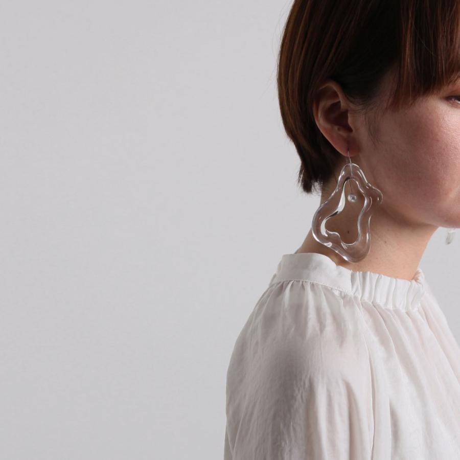 Iria Ashimine（イリア アシミネ） / Pacific oyster ピアス - CLEAR レディース ギフト プレゼント 記念日 アクセサリー ジュエリー 透明 クリア 素材 樹脂 … | clear | 02