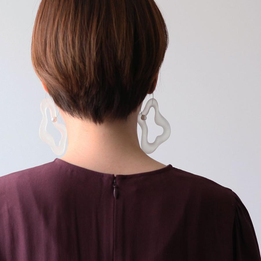 Iria Ashimine（イリア アシミネ） / Pacific oyster ピアス - MATTE レディース ギフト プレゼント 記念日 アクセサリー ジュエリー 透明 クリア 素材 樹脂 … |  | 04