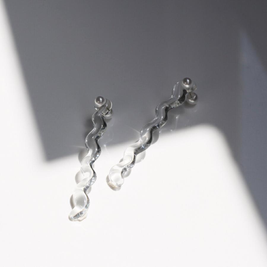 Iria Ashimine（イリア アシミネ） / Snake long ピアス - CLEAR レディース ギフト プレゼント 記念日 アクセサリー ジュエリー 透明 クリア … | clear | 02