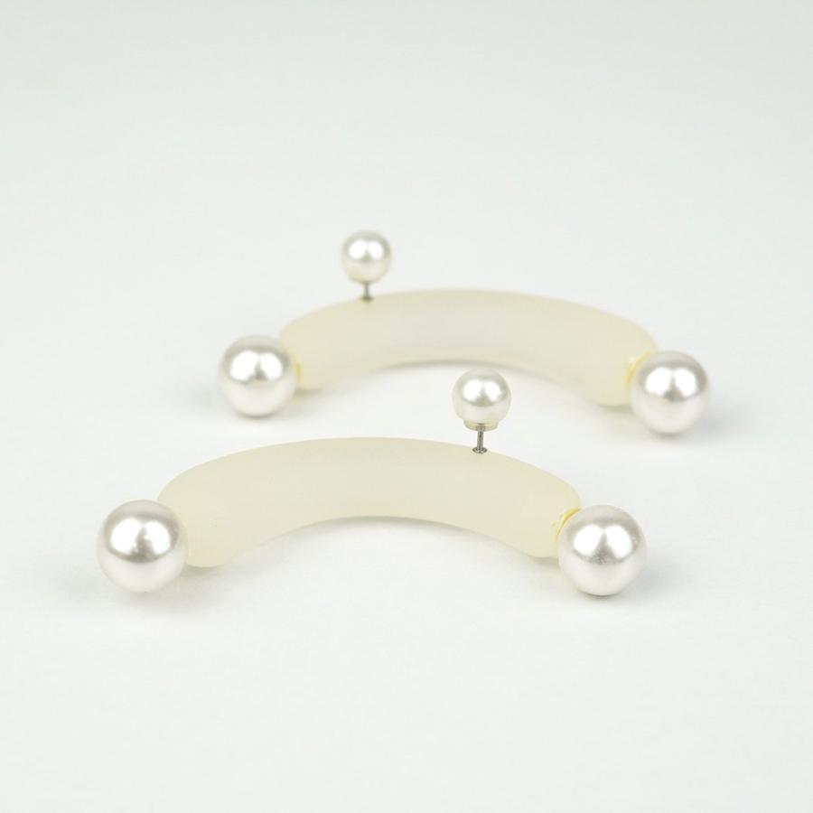 ＼ 訳あり 60%OFF／ Iria Ashimine（イリア アシミネ） / Maccheroni ピアス - MATTE プチギフト お祝い 贈り物 ポイント 消化 買いまわり プレゼント | Iria Ashimine | 10