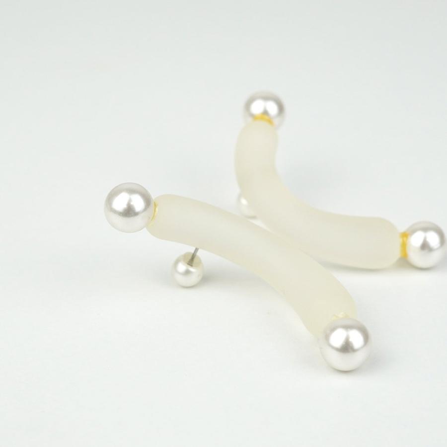 ＼ 訳あり 60%OFF／ Iria Ashimine（イリア アシミネ） / Maccheroni ピアス - MATTE プチギフト お祝い 贈り物 ポイント 消化 買いまわり プレゼント | Iria Ashimine | 09