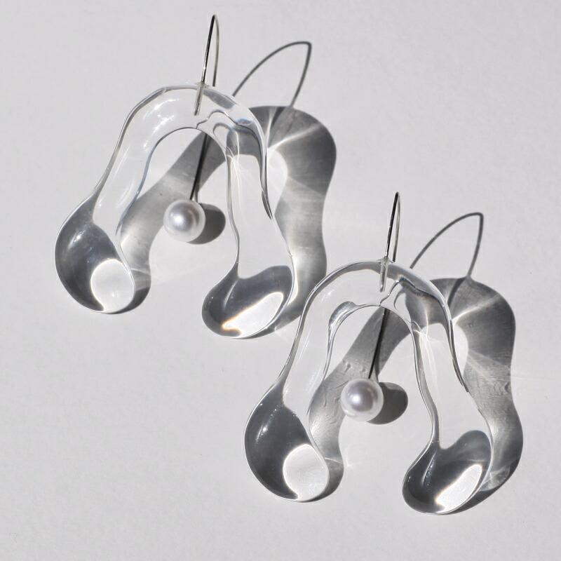 Iria Ashimine（イリア アシミネ） / CRAB PINCER ピアス - CLEAR レディース ギフト プレゼント 記念日 アクセサリー ジュエリー 透明 クリア 素材 樹脂 大ぶ… | clear | 01