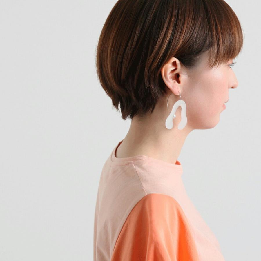 Iria Ashimine（イリア アシミネ） / CRAB PINCER ピアス - MATTE レディース ギフト プレゼント 記念日 アクセサリー ジュエリー 透明 クリア 素材 樹脂 大ぶ… |  | 06