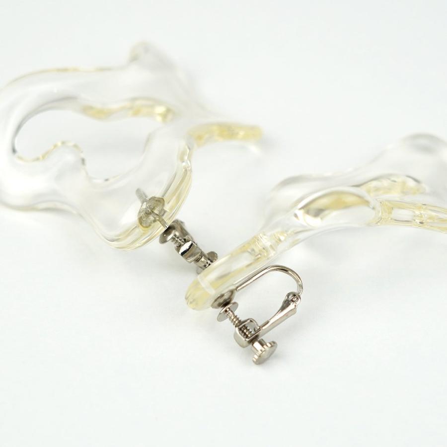 ＼ 訳あり 60%OFF／ Iria Ashimine（イリア アシミネ） / Twist イヤリング - CLEAR プチギフト お祝い 贈り物 ポイント 消化 買いまわり プレゼント | Eimee Law | 14
