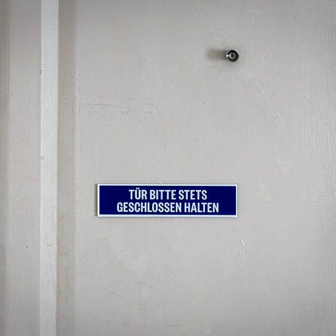 CANDY DESIGN & WORKS (キャンディーデザインワークス) / Aketarashimeru - Blue/White CS-01BL マグネット付きサインプレート /ブルー イ… |  | 02