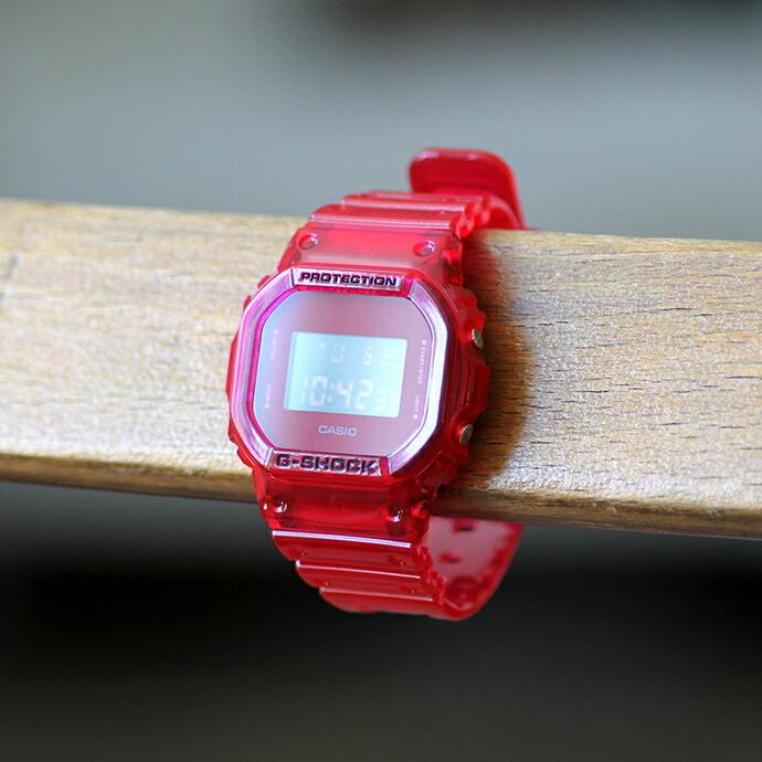 CASIO G-SHOCK / クリアスケルトンGショック DW-5600SB-4 レッド | G-SHOCK | 03