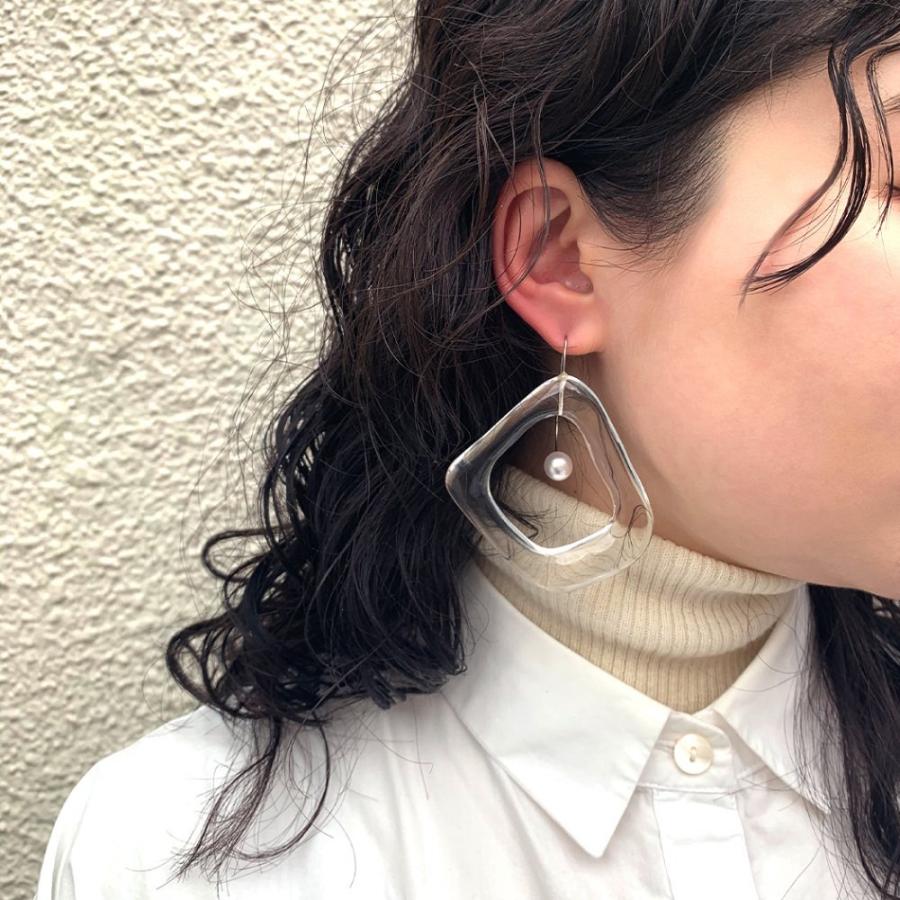 Iria Ashimine（イリア アシミネ） / Square ピアス - CLEAR レディース ギフト プレゼント 記念日 アクセサリー ジュエリー 透明 クリア 素材 樹脂 大ぶり あ… | clear | 02