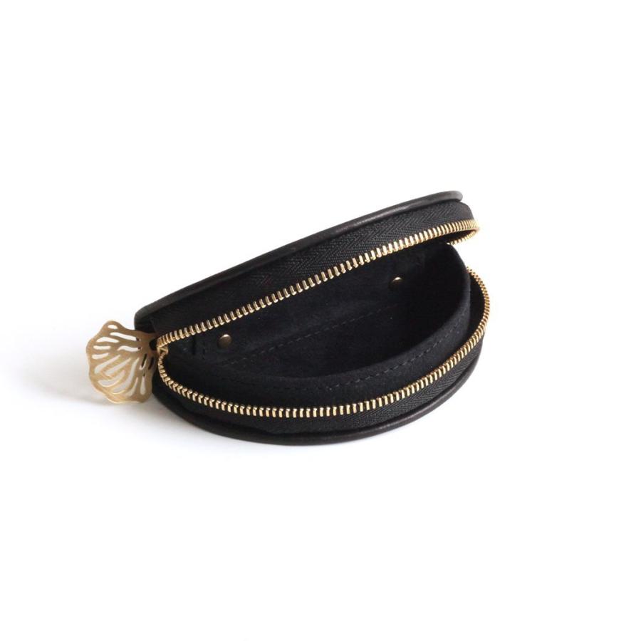 mnoi（ムノイ） / Flutter coin case -black-  コインケース -ブラック |  | 01