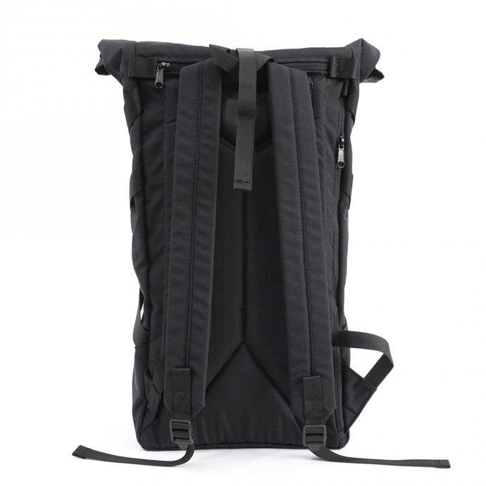 BRAASI INDUSTRY（ブラアシィインダストリー） / リュック メンズ 大きい 大容量 防水 HENRY - 21L Black 耐水ロールトップバックパック ブラッ… | Henry | 02