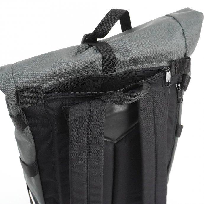 BRAASI INDUSTRY（ブラアシィインダストリー） / リュック メンズ 大きい 大容量 防水 HENRY - 21L Grey 耐水ロールトップバックパック グレー … | Henry | 05