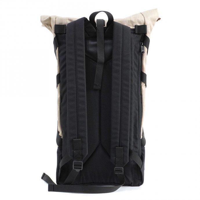 BRAASI INDUSTRY（ブラアシィインダストリー） / リュック メンズ 大きい 大容量 防水 HENRY - 21L Desert 耐水ロールトップバックパック デザ… | Henry | 02