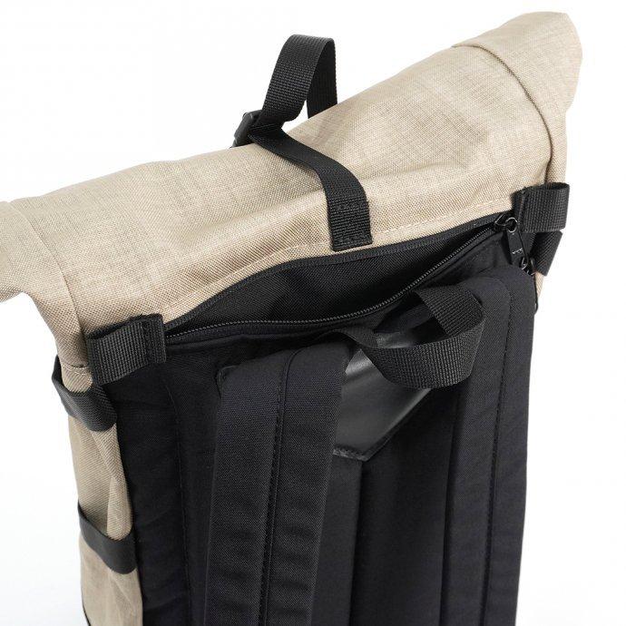 BRAASI INDUSTRY（ブラアシィインダストリー） / リュック メンズ 大きい 大容量 防水 HENRY - 21L Desert 耐水ロールトップバックパック デザ… | Henry | 05