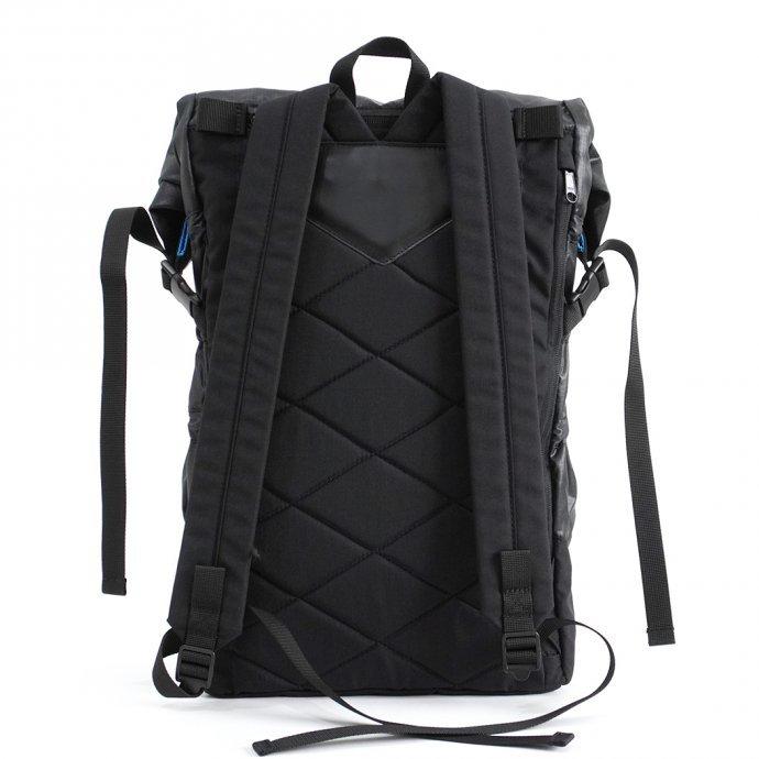 BRAASI INDUSTRY（ブラアシィインダストリー） / リュック メンズ 大きい 大容量 防水 MIKA - 22L Black 耐水ロールトップバックパック ブラッ… |  | 02