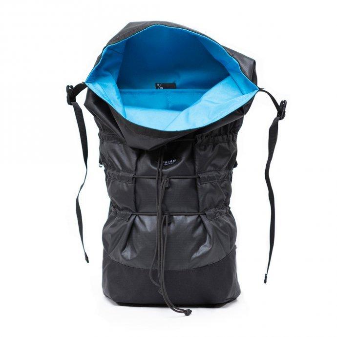 BRAASI INDUSTRY（ブラアシィインダストリー） / リュック メンズ 大きい 大容量 防水 MIKA - 22L Khaki 耐水ロールトップバックパック カーキ … |  | 06