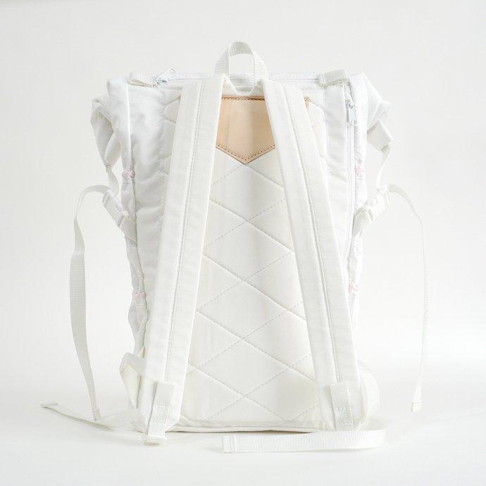 BRAASI INDUSTRY（ブラアシィインダストリー） / リュック メンズ 大きい 大容量 防水 MIKA - 22L White 耐水ロールトップバックパック ホワイ… | WHYTO | 02