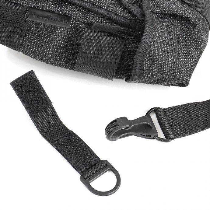 bagjack / メンズ バッグ 黒 メッセンジャーバッグ ショルダー HNTR Pack OVRV (Traveller Bag) - Grid Grey バッグジャック ショルダーバッグ … | BAGJACK | 12