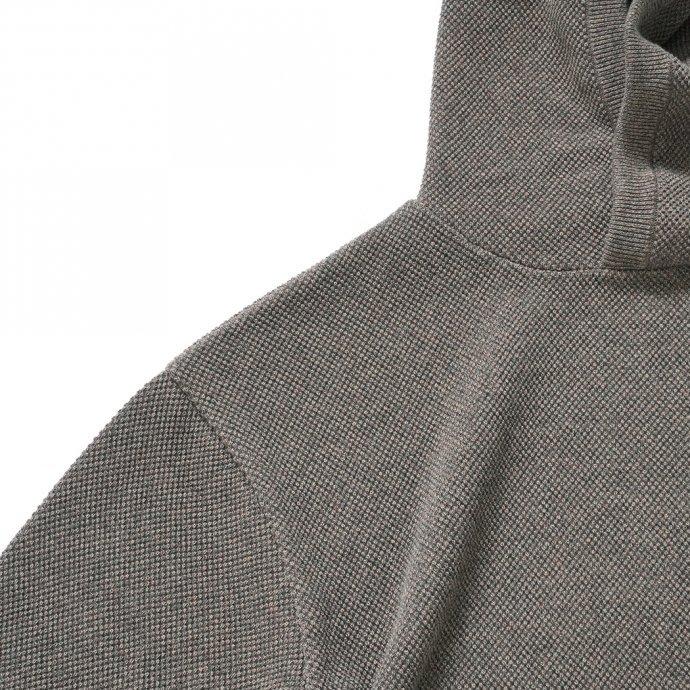crepuscule クレプスキュール 2103-004 Moss stitch hoodie - Khaki ミックス鹿の子編みフーディー カーキ | crepuscule | 03