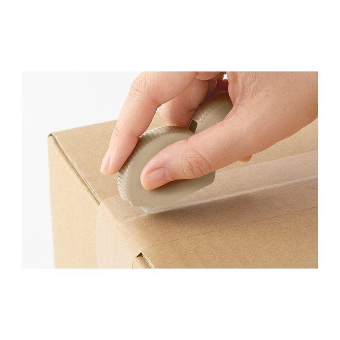MIDORI  ダンボールカッター ベージュ ミドリ デザインフィル 段ボール 開封用 ミニ カッター  カッターナイフ 文房具 玄関 ドア 磁石 くっつく強力マグネット… | MIDORI（文具） | 03