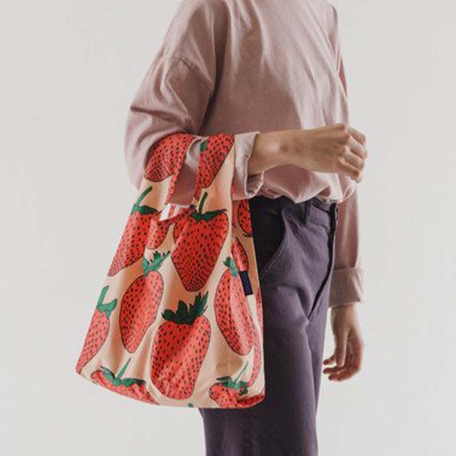 BAGGU バグー BABY エコバッグ ストロベリー ショッピングバッグ マルシェバッグ コンビニ バグゥ 正規品 プチギフト お祝い 贈り物 ポイント 消化 買いまわり… | BAGGU | 04