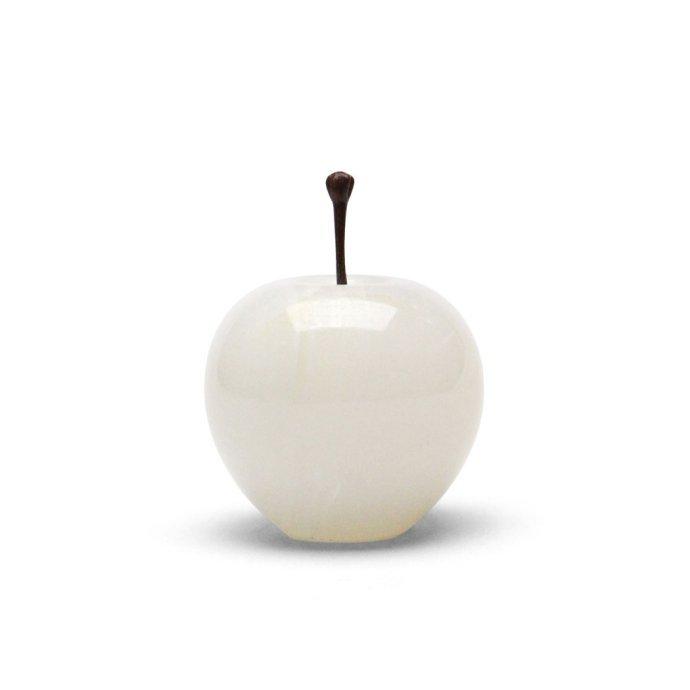Marble Apple - White / Small マーブルアップル ホワイト／スモール | 雑貨 置物 ペーパーウエイト オブジェ プチギフト プレゼント お祝い 贈り物 ポイント … | DETAIL