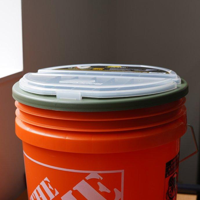 PLANO / Bucket Top Organizer プラノ 5ガロンバケット用リッドストレージ バケツ蓋 インテリア 掃除グッズ ゴミ箱蓋 雑貨 USA プチギフト プレゼント お祝い … | プラノ | 07